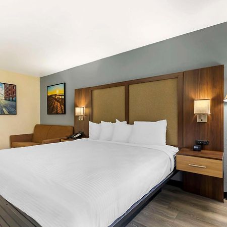 Best Western Salisbury Plaza Exterior photo