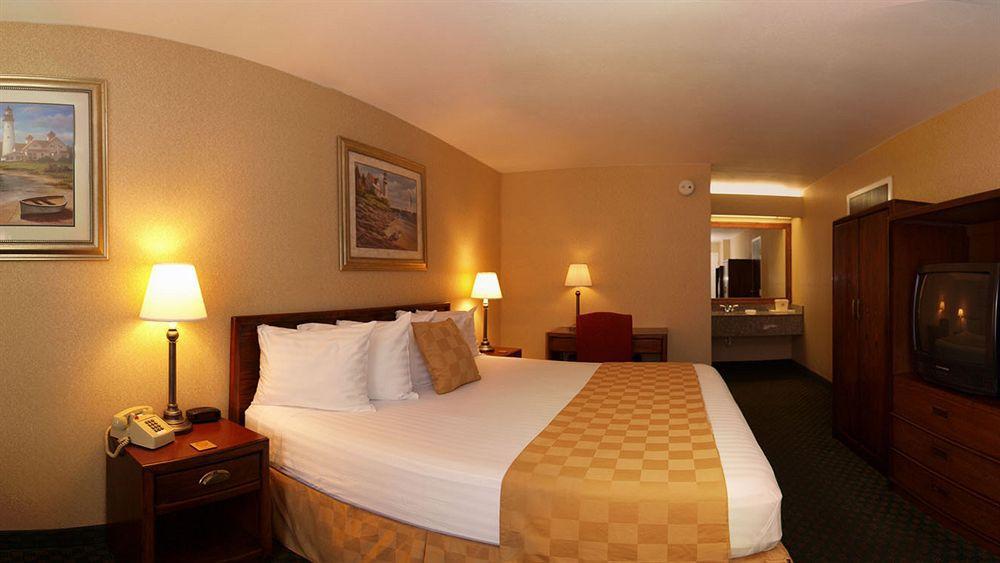 Best Western Salisbury Plaza Exterior photo