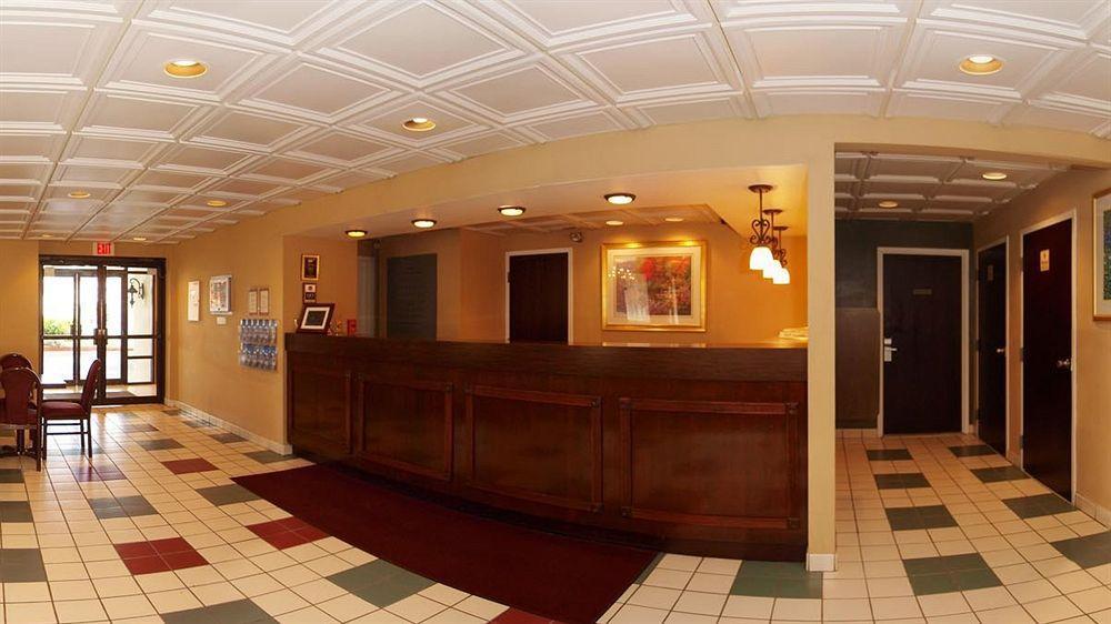 Best Western Salisbury Plaza Exterior photo