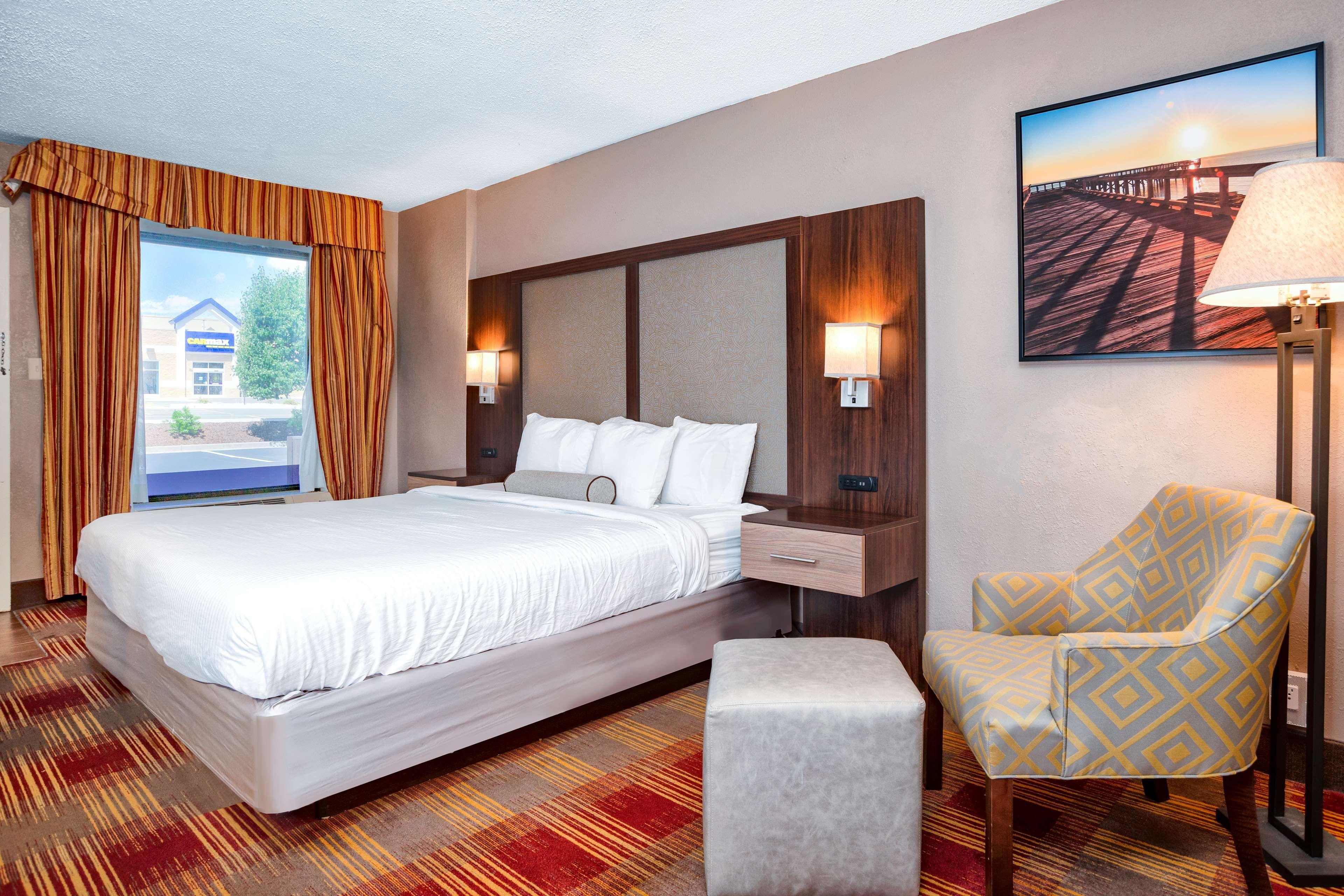 Best Western Salisbury Plaza Exterior photo