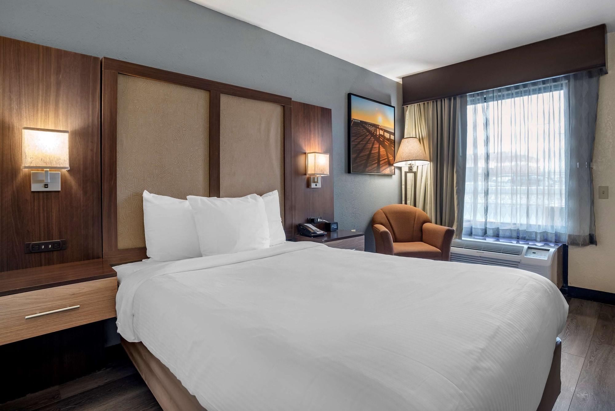 Best Western Salisbury Plaza Exterior photo