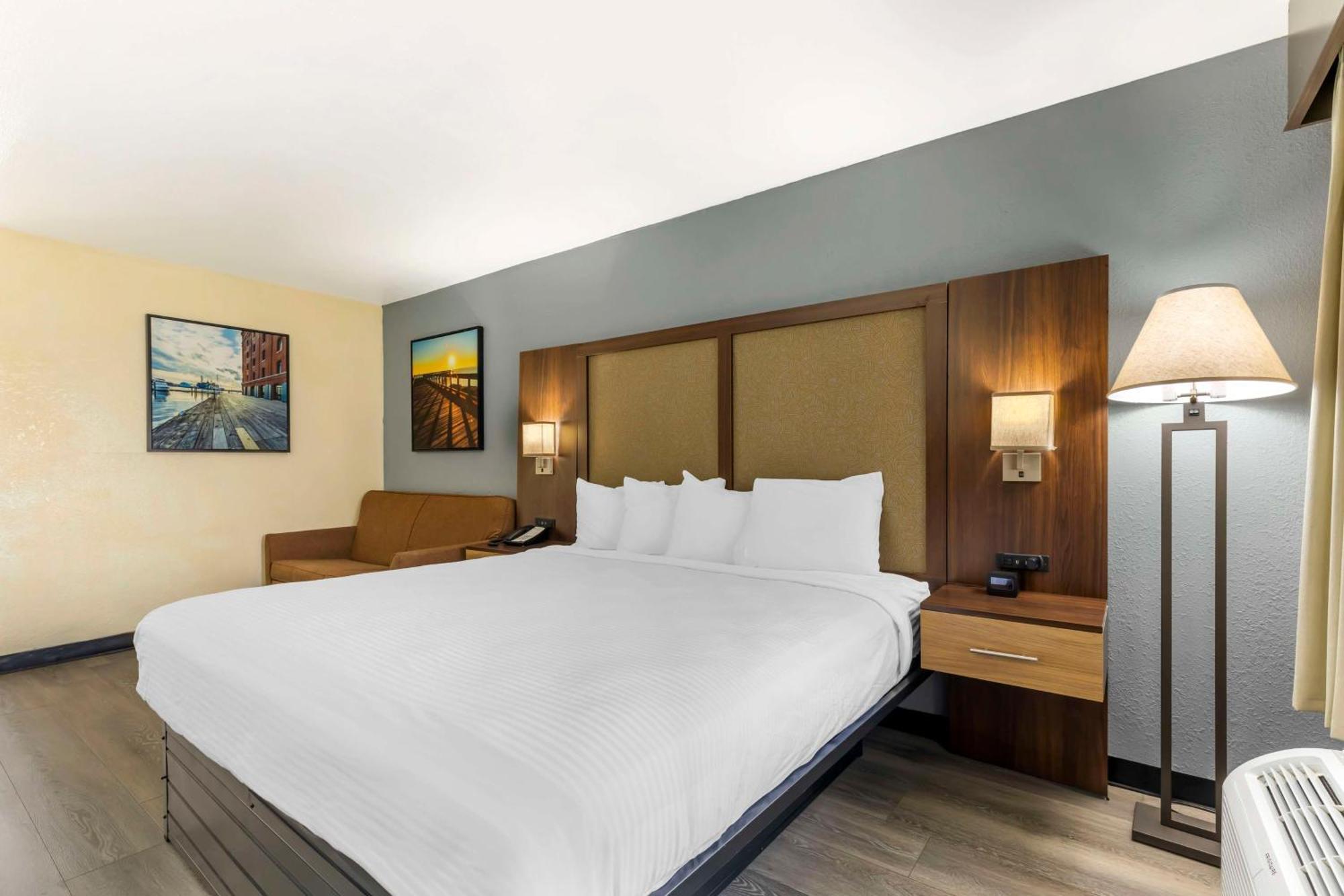 Best Western Salisbury Plaza Exterior photo
