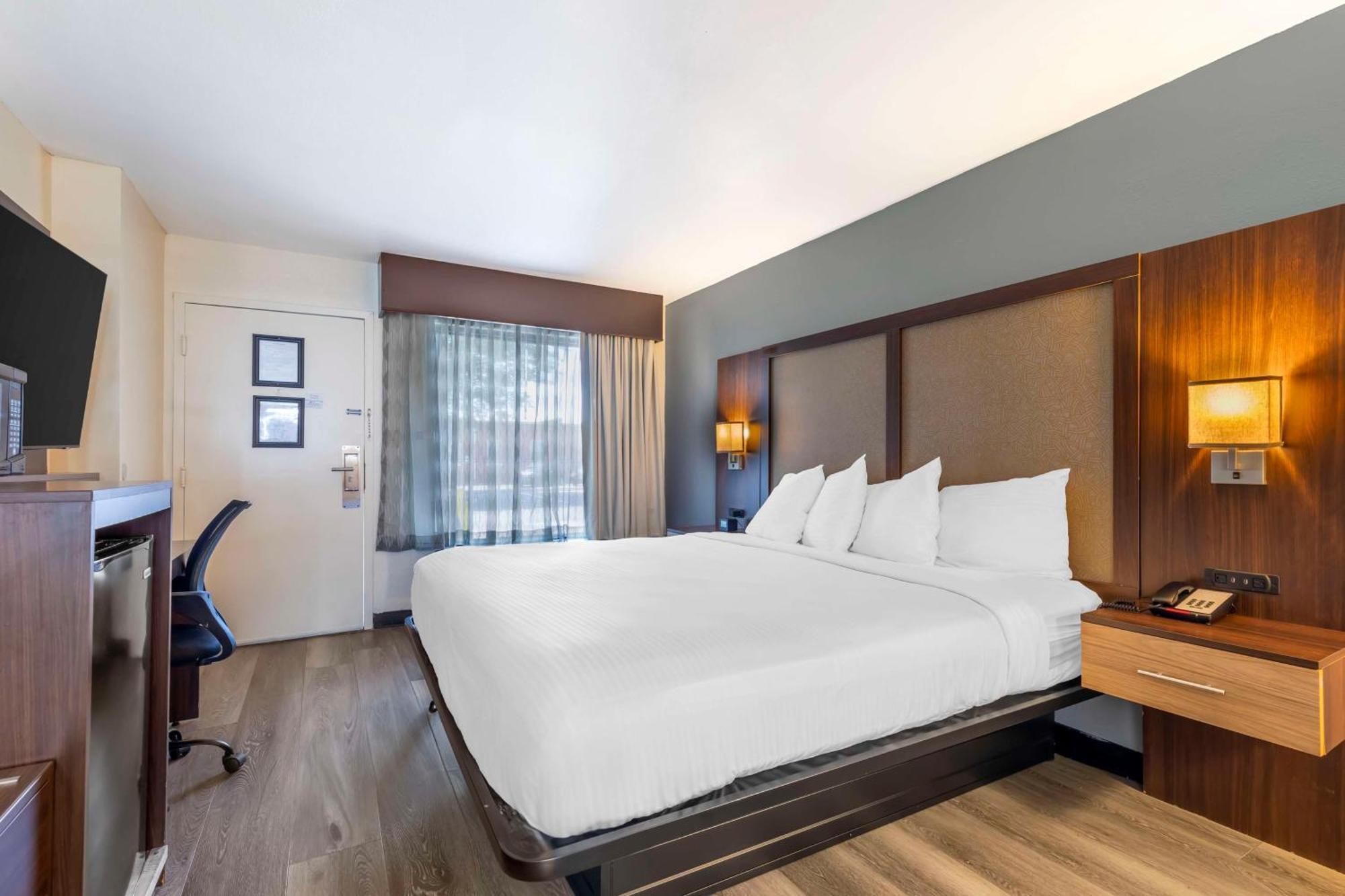 Best Western Salisbury Plaza Exterior photo